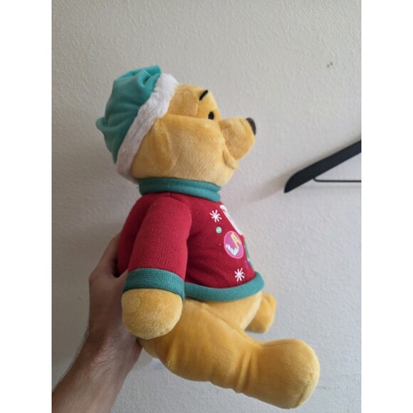 DISNEY STORE WINNIE THE POOH HOLIDAY PLUSH 12 1/2" CHRISTMAS 2018 *RARE* - Picture 2 of 7